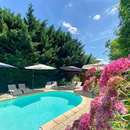 O Clair De Lune Au Coeur De Sarlat - Chambres Climatisees - Parking Prive - Piscine Chauffee - Spa Et Massages Екстериор снимка