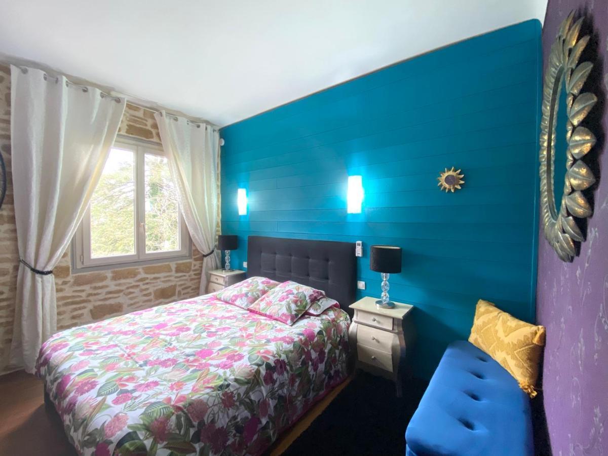 O Clair De Lune Au Coeur De Sarlat - Chambres Climatisees - Parking Prive - Piscine Chauffee - Spa Et Massages Екстериор снимка