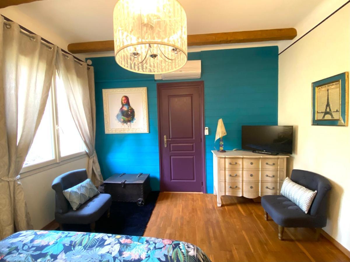 O Clair De Lune Au Coeur De Sarlat - Chambres Climatisees - Parking Prive - Piscine Chauffee - Spa Et Massages Екстериор снимка