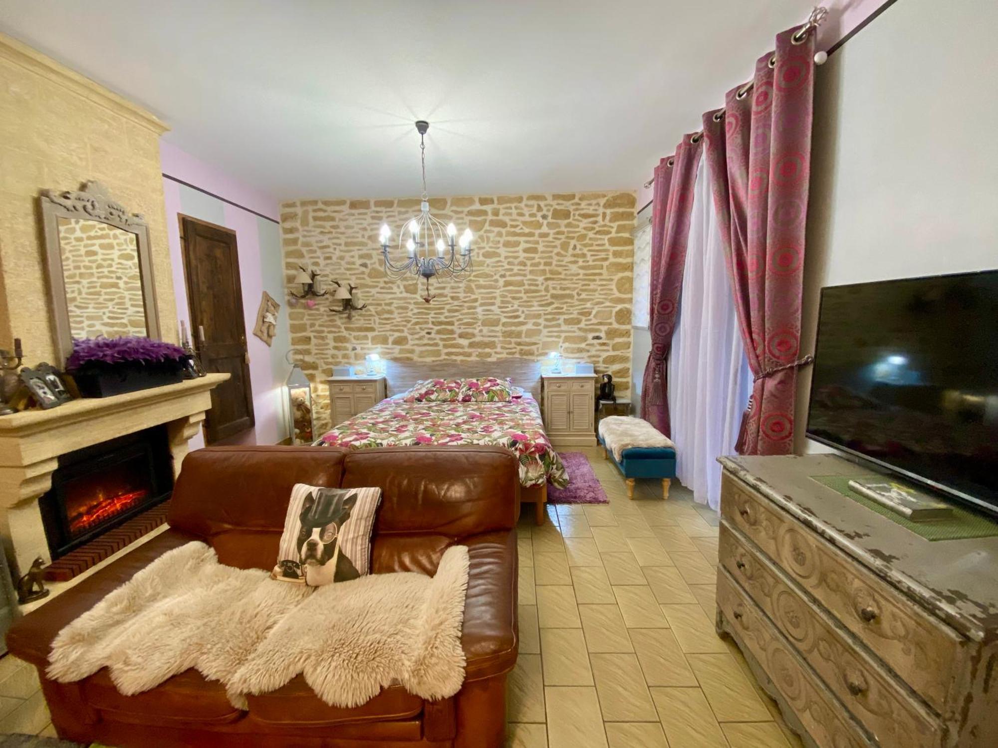 O Clair De Lune Au Coeur De Sarlat - Chambres Climatisees - Parking Prive - Piscine Chauffee - Spa Et Massages Екстериор снимка