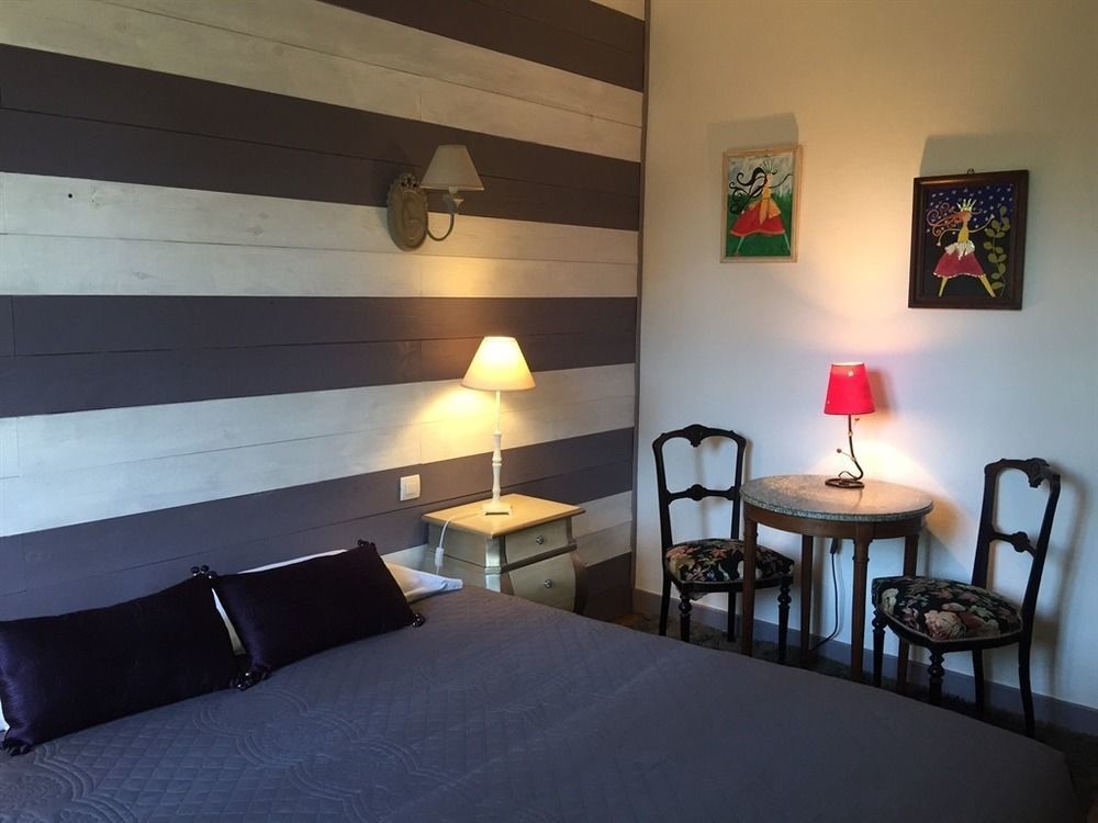 O Clair De Lune Au Coeur De Sarlat - Chambres Climatisees - Parking Prive - Piscine Chauffee - Spa Et Massages Екстериор снимка