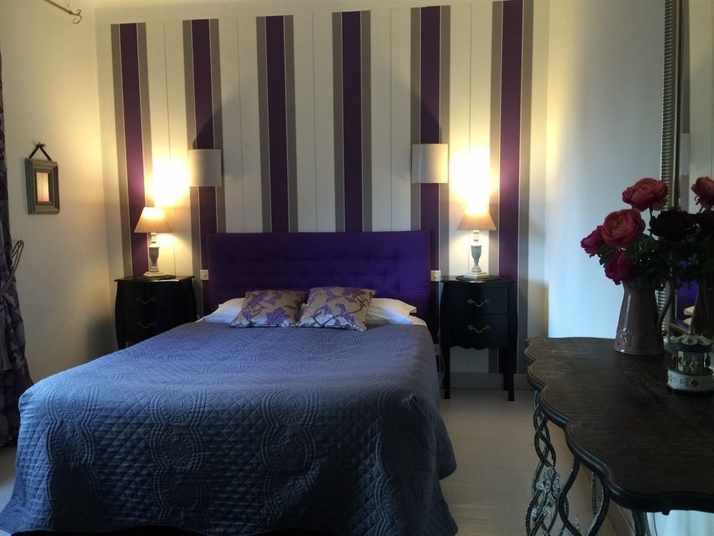 O Clair De Lune Au Coeur De Sarlat - Chambres Climatisees - Parking Prive - Piscine Chauffee - Spa Et Massages Екстериор снимка