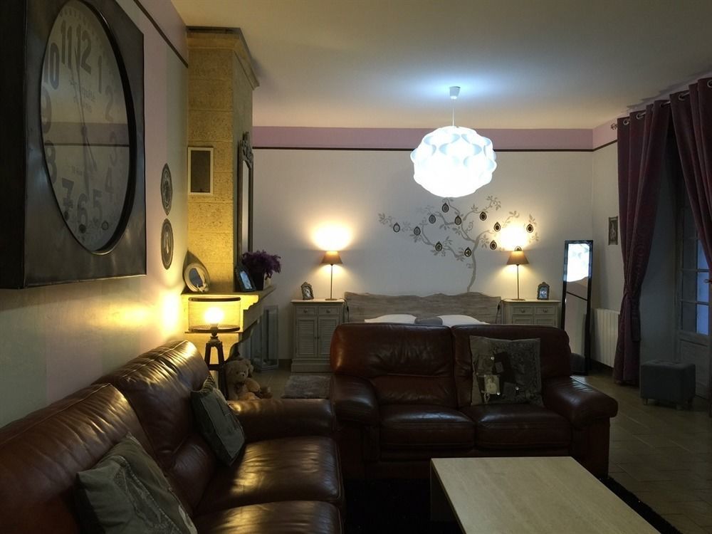 O Clair De Lune Au Coeur De Sarlat - Chambres Climatisees - Parking Prive - Piscine Chauffee - Spa Et Massages Екстериор снимка