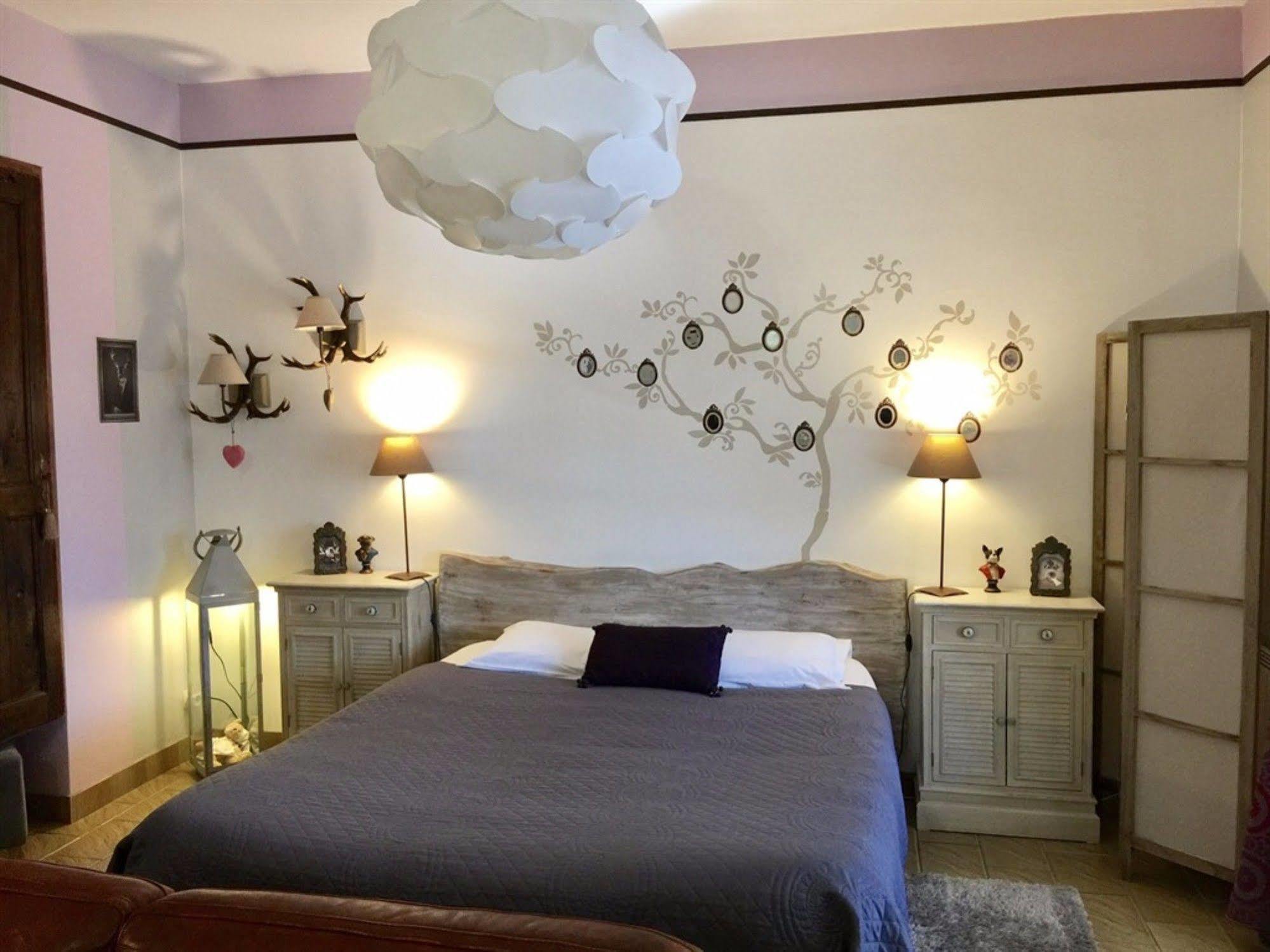 O Clair De Lune Au Coeur De Sarlat - Chambres Climatisees - Parking Prive - Piscine Chauffee - Spa Et Massages Екстериор снимка